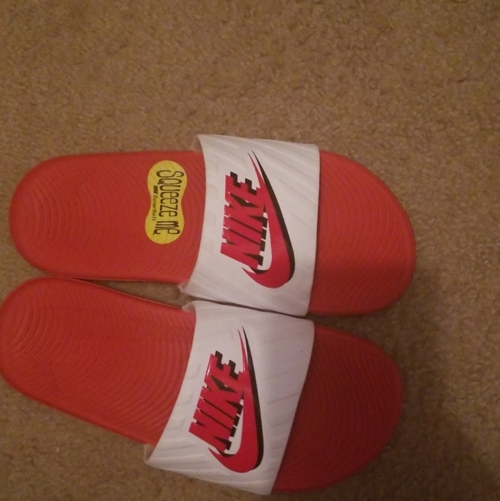 Nike slides